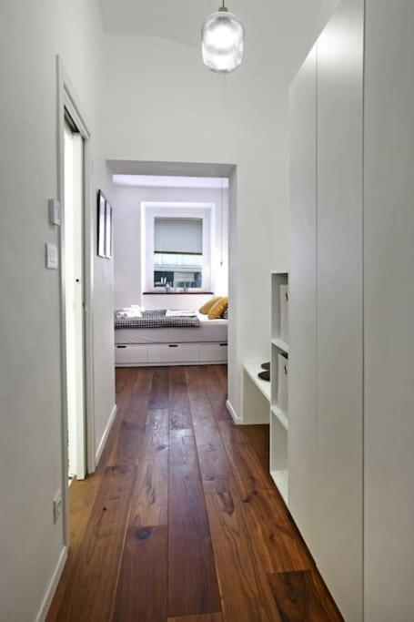 Wally Apartment Ljubljana Buitenkant foto